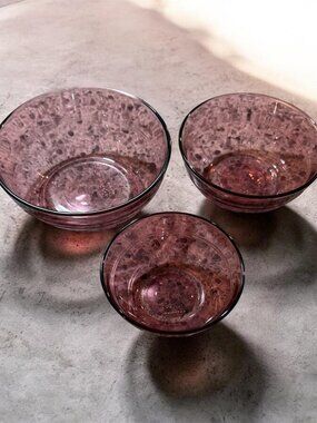 Social Studies Set of 3 Nesting Bowls (Mauve) - NWT